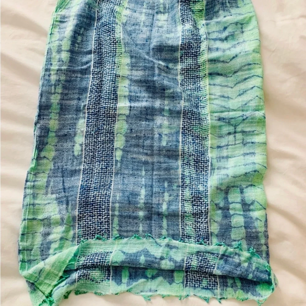 Scarf - Picture 1 of 1